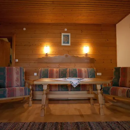Salzmannhof Apartamento *