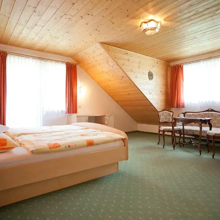Salzmannhof *